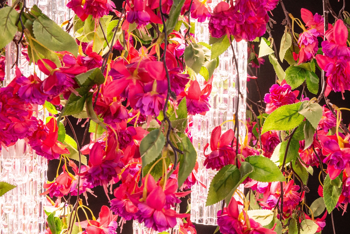 1628081135-CASCADE_FUCSIA_50x50_8880441.99_1875